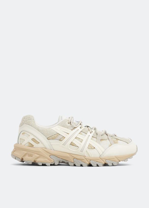 GEL-SONOMA 15-50 LACE -UP