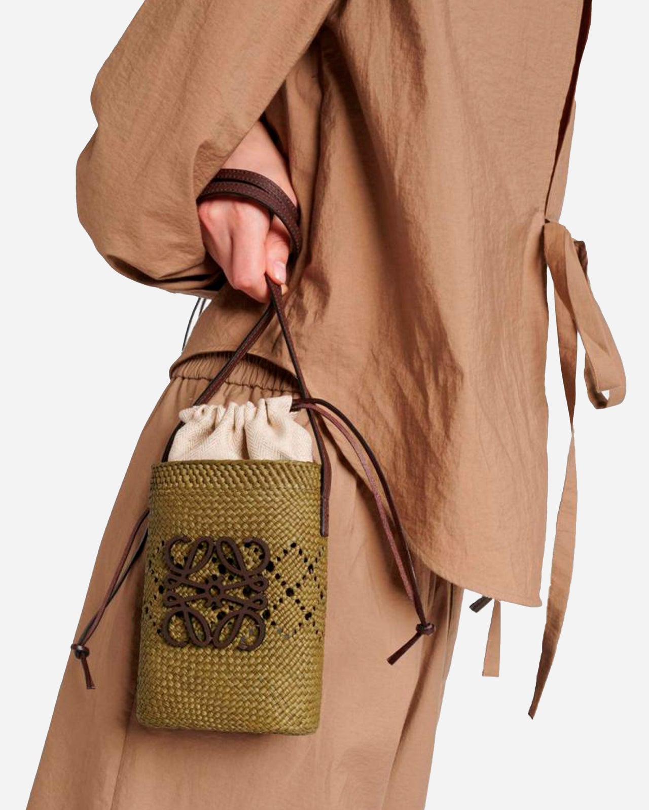CARTERA LOEWE PAULA IBIZA SQUARE POCKET AJOURE